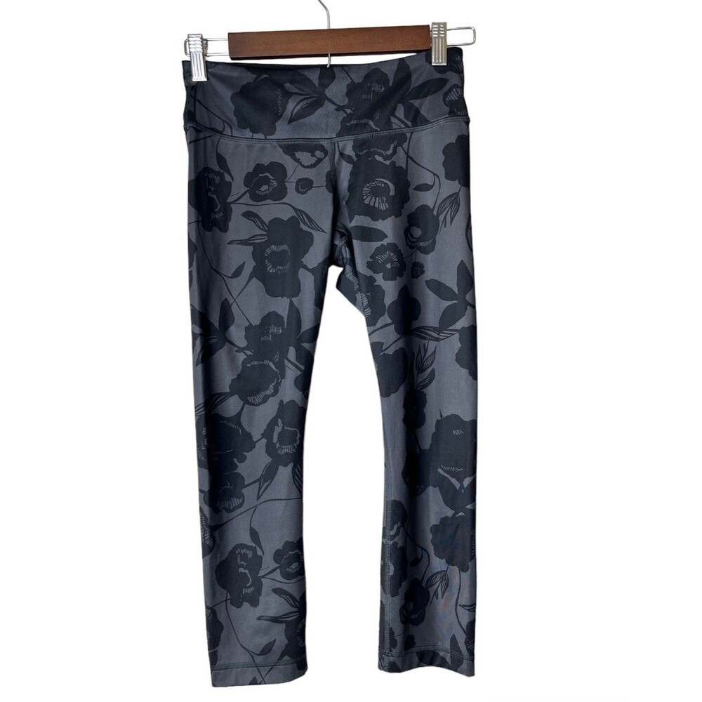 Lululemon Brisk Bloom Wunder Under Capri Legging Women's Size 4 Gray Black #348